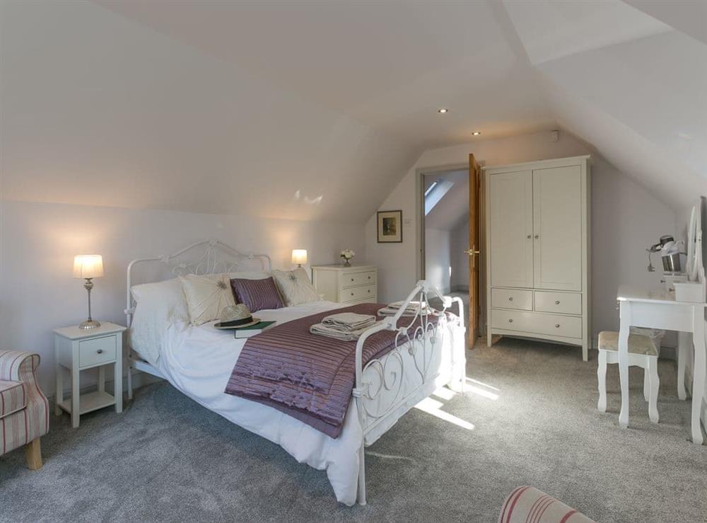 Double bedroom at Twisly North Lodge in Catsfield, near Battle, Sussex, East Sussex