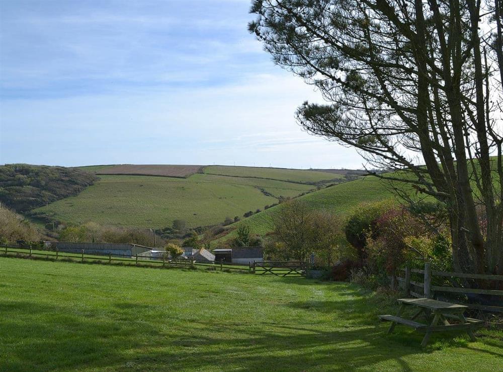 Enjoy the undulating countryside at Twitchers in Rame, Torpoint, Cornwall