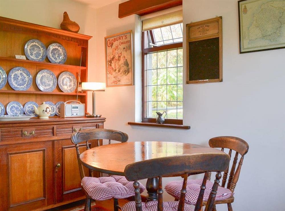 Kitchen/dinner with traditional furniture at Twitchers in Rame, Torpoint, Cornwall