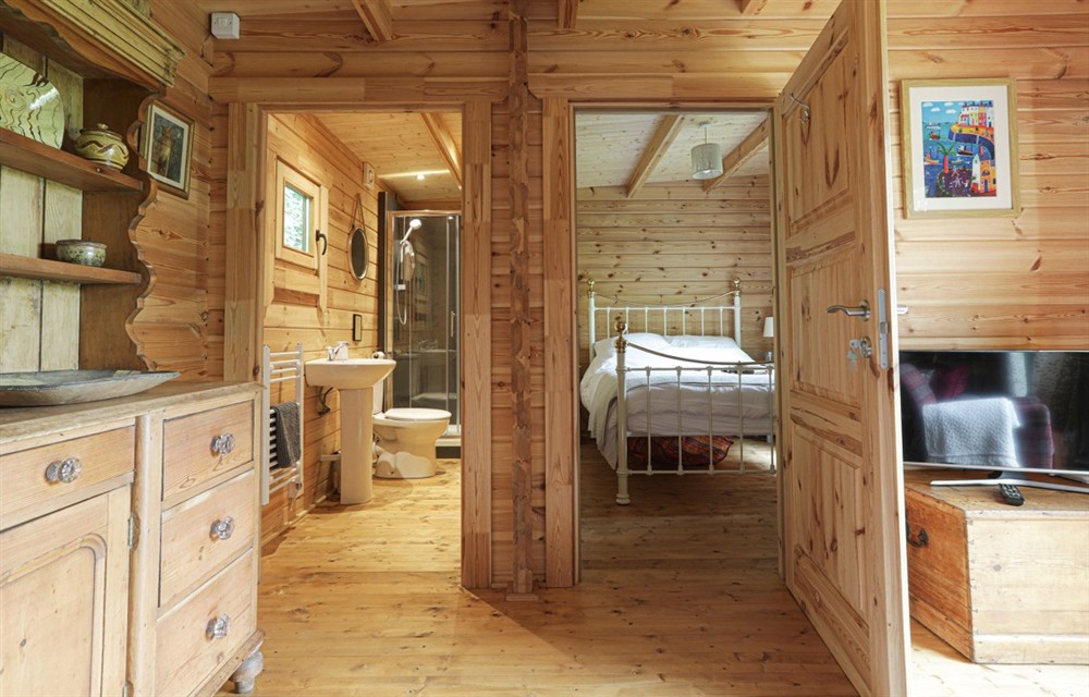 This is the setting of Two Hoots