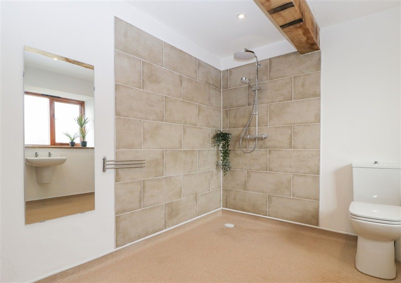 The bathroom (photo 3) at Two Parks Barn, Upton Bishop near Ross-On-Wye