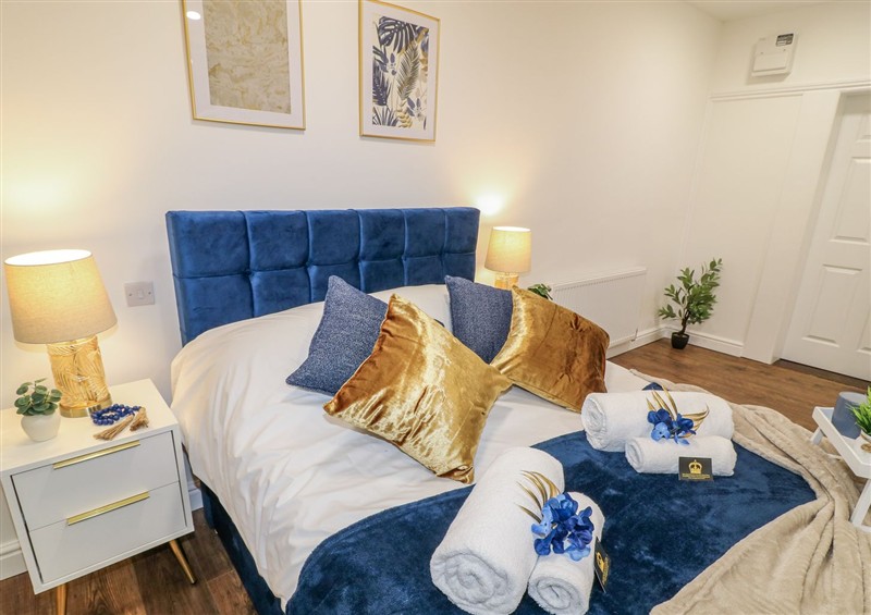 A bedroom in Two (photo 2) at Two, Peterborough