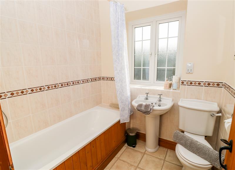 The bathroom (photo 2) at Twyford Farm Cottage, Tiverton