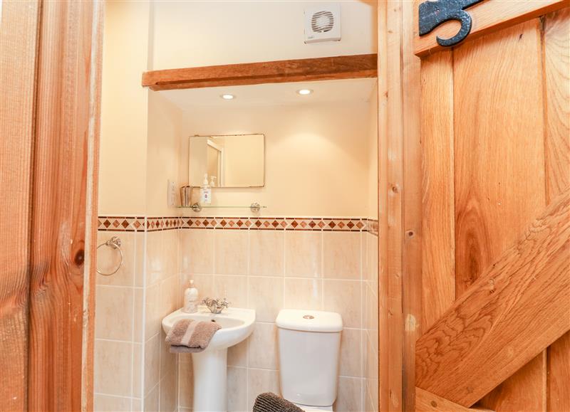 The bathroom at Twyford Farm Cottage, Tiverton