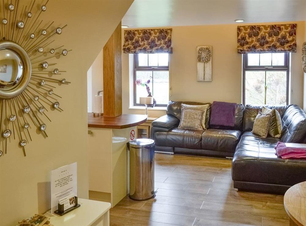 Convenient open-plan living space at Ty Bach Twt in Dyffryn Ardudwy, near Barmouth, Gwynedd