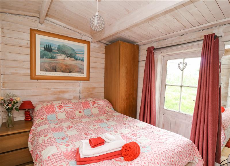 A bedroom in Ty Bach Twt at Ty Bach Twt, Talybont-on-Usk
