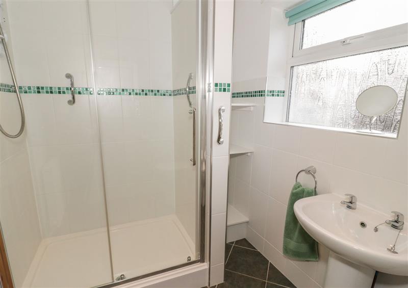 This is the bathroom at Ty Caeredin, Penrhyn Bay