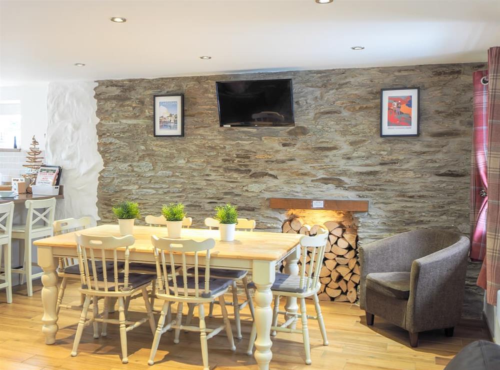 Dining Area at Ty Canol in Rhoshill, Dyfed