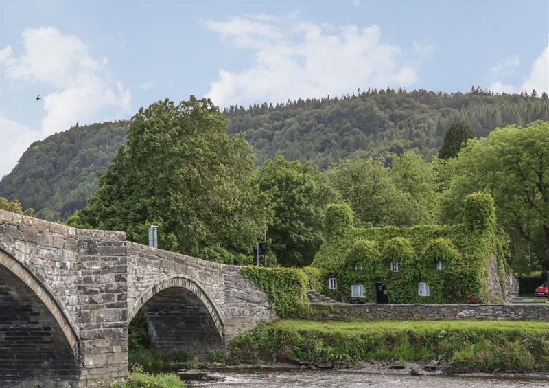 The setting at Ty Capel, Betws-Y-Coed