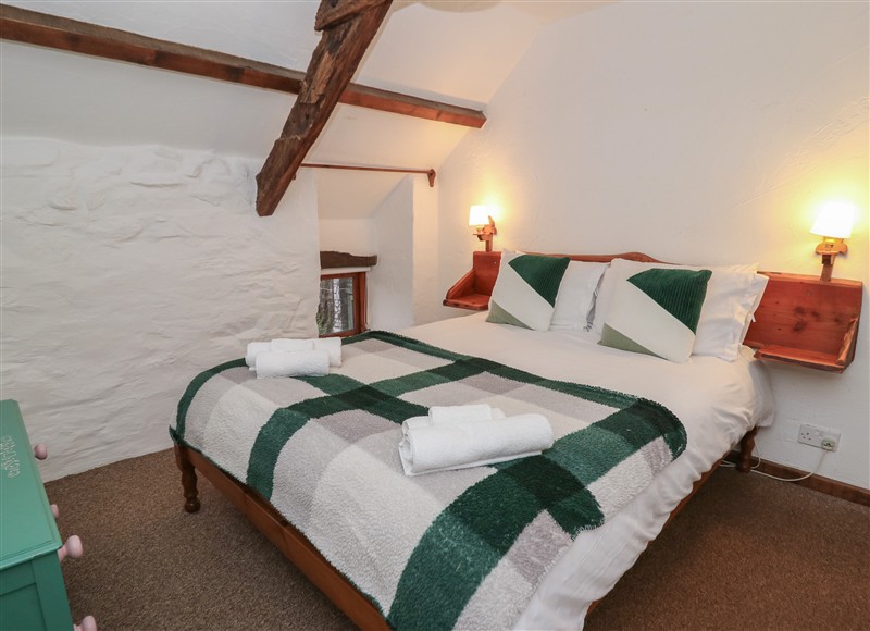 This is a bedroom (photo 2) at Ty Ceffylau, Llanllwni near Llanybydder