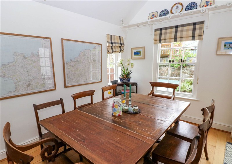Dining room at Ty Clyd, Newport
