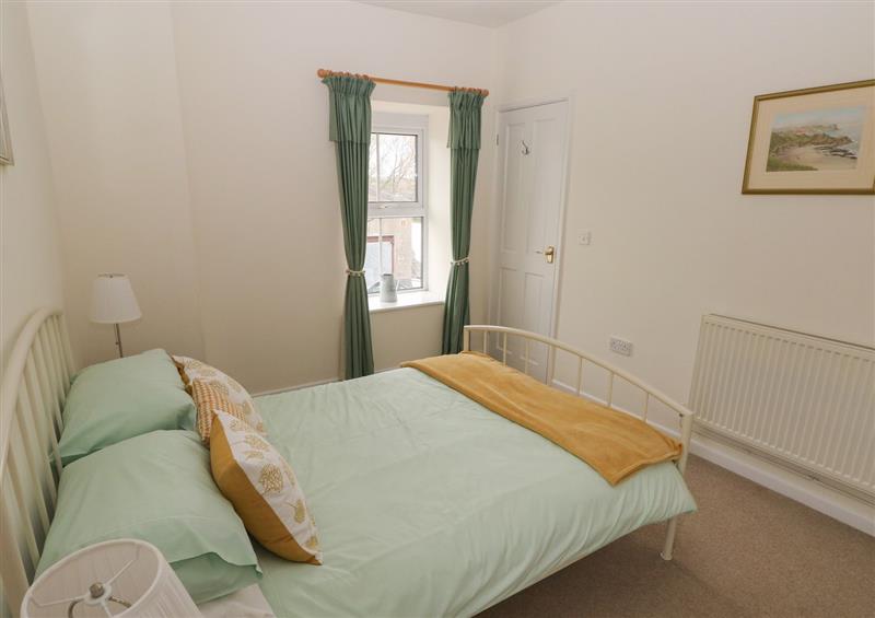 This is a bedroom (photo 2) at Ty Coets, Morfa Farm, Llantwit Major