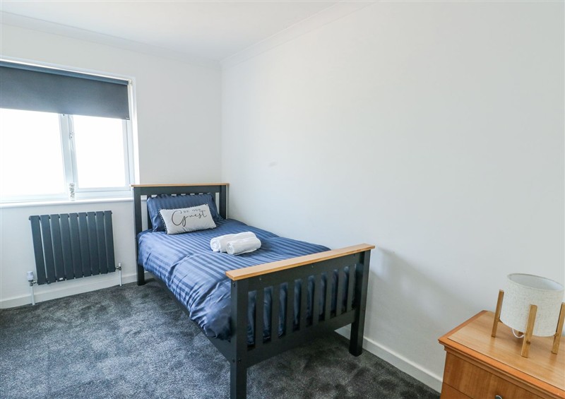 One of the 5 bedrooms (photo 2) at Ty Copr, Amlwch