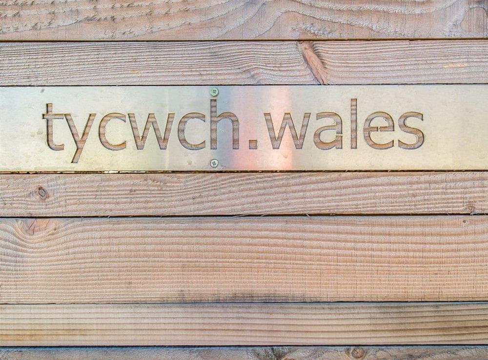 Ty Cwch Caban 1 (photo 4) at Ty Cwch Caban 1 in Llwyndafydd, Llandysul, New Quay, Dyfed