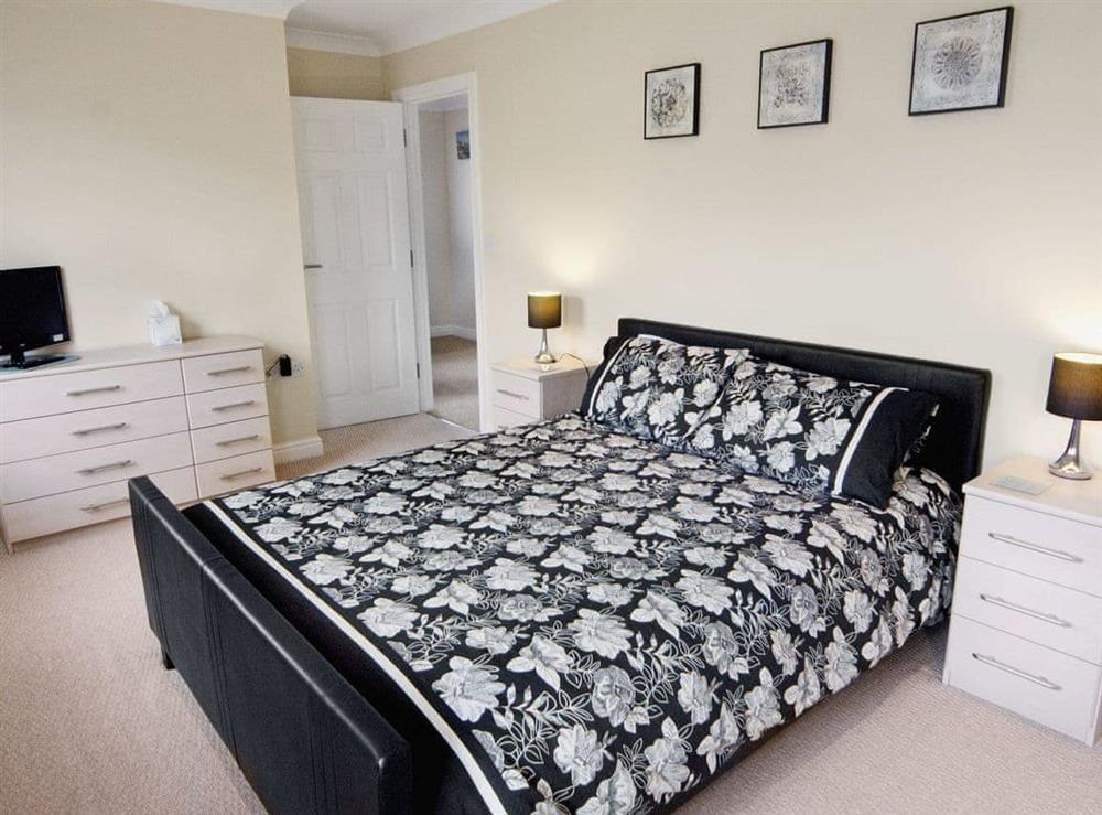 Double bedroom at Ty Ffynnon in Aberystwyth, Dyfed