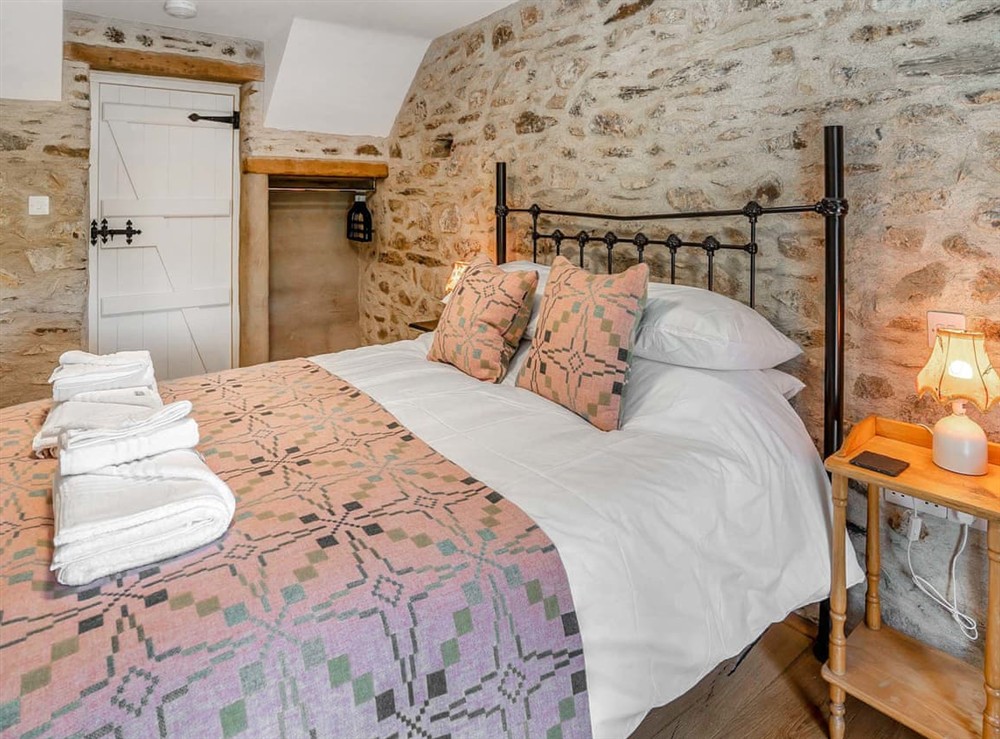 Double bedroom (photo 2) at Ty Gladys in St. Davids, Dyfed