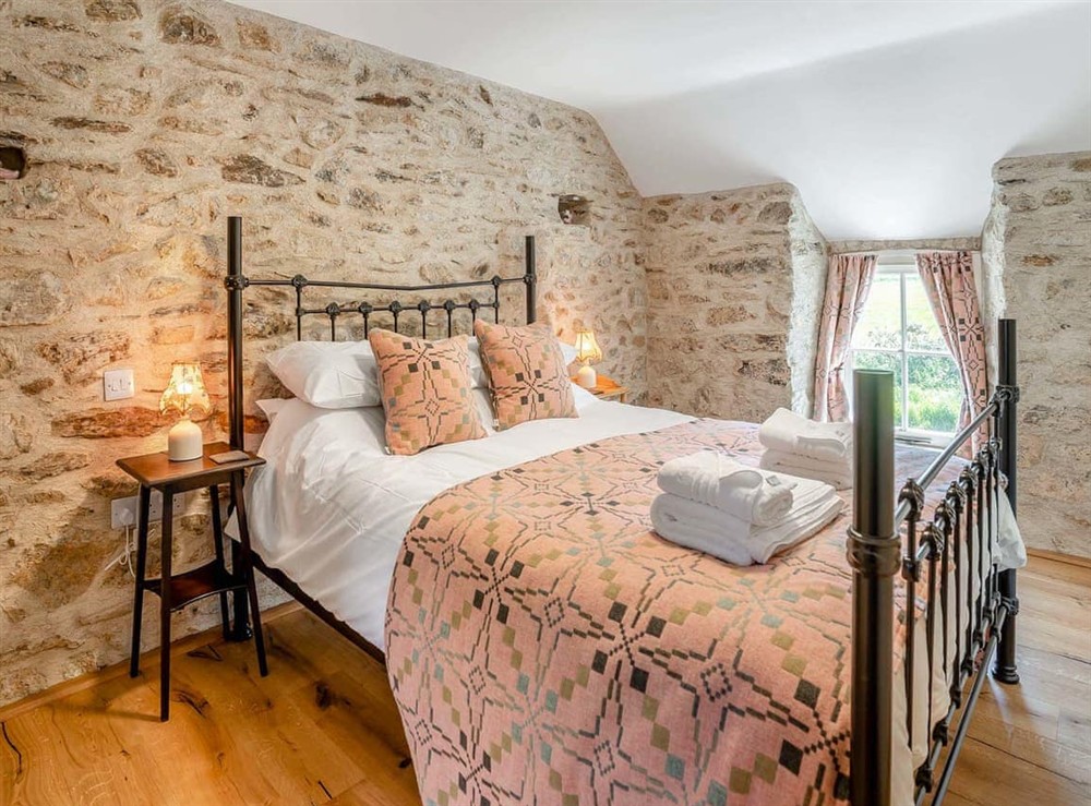 Double bedroom at Ty Gladys in St. Davids, Dyfed