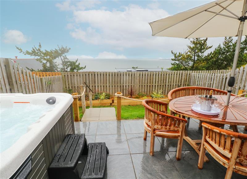 Enjoy the garden at Ty Glas, Ogmore-by-Sea near St Brides Major