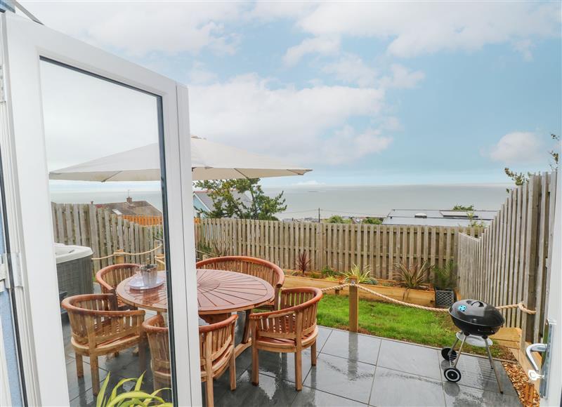 The setting at Ty Glas, Ogmore-by-Sea near St Brides Major