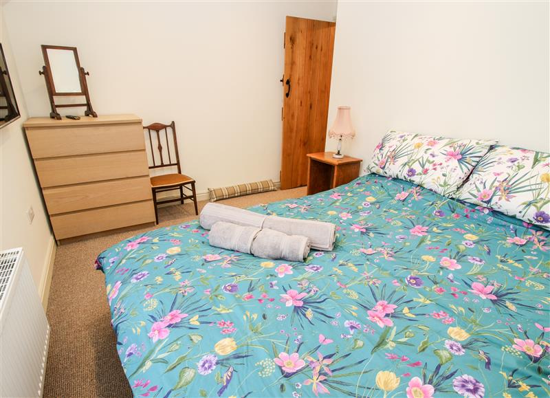 One of the 3 bedrooms (photo 2) at Ty Gwyn, Llanfair Caereinion
