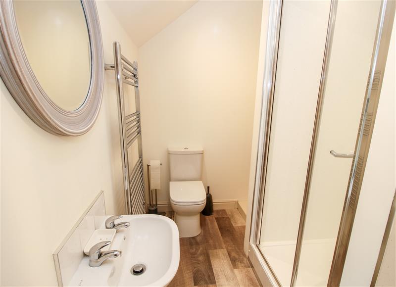 The bathroom (photo 2) at Ty Gwyn, Llanfair Caereinion
