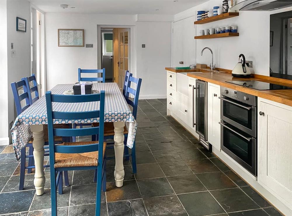 Kitchen/diner at Ty Gwyn in Portscatho, Cornwall