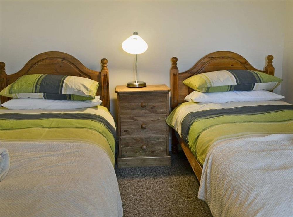 Twin bedroom at Ty Hen in Llangwnnadl near Pwllheli, Gwynedd