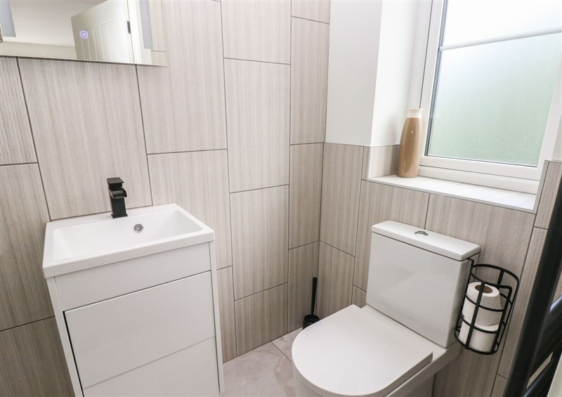 Bathroom (photo 2) at Ty Landsker, Houghton near Neyland