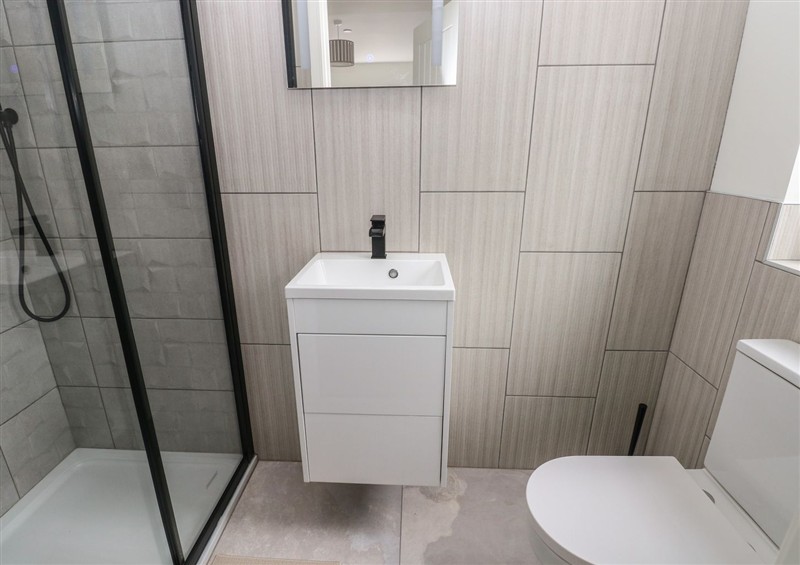 Bathroom at Ty Landsker, Houghton near Neyland
