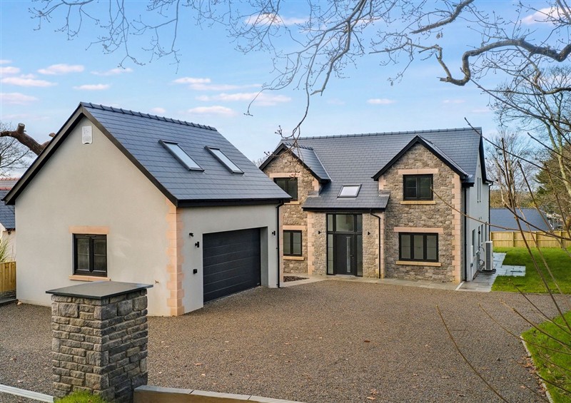 Outside at Ty Landsker, Houghton near Neyland