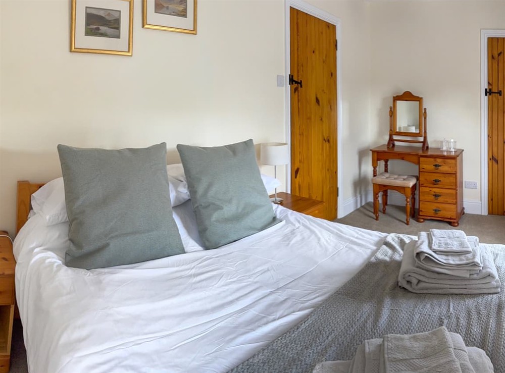 Double bedroom (photo 2) at Ty Llewelyn in Conwy, Gwynedd
