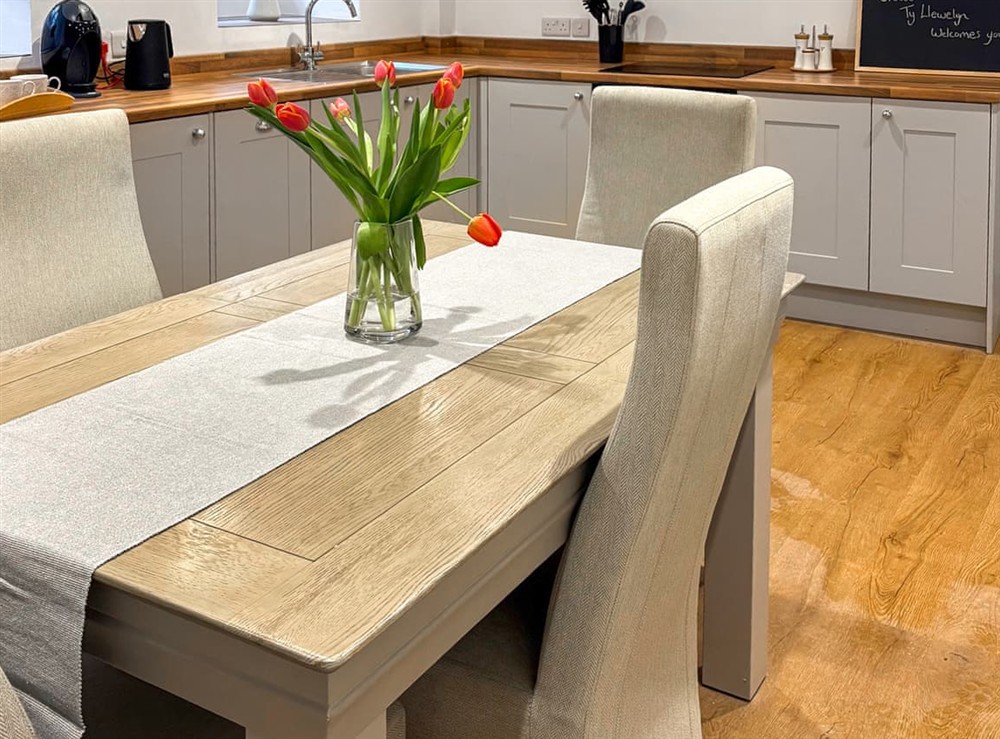 Kitchen/diner at Ty Llewelyn in Conwy, Gwynedd