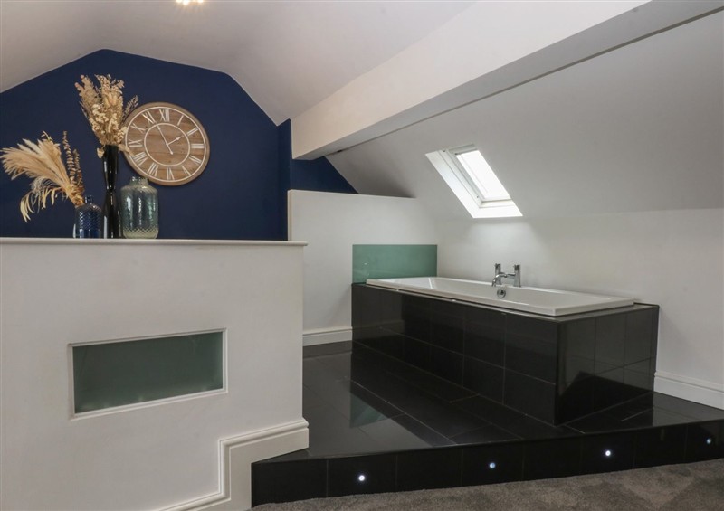 Bathroom (photo 3) at Ty Llwyd, Llandudno