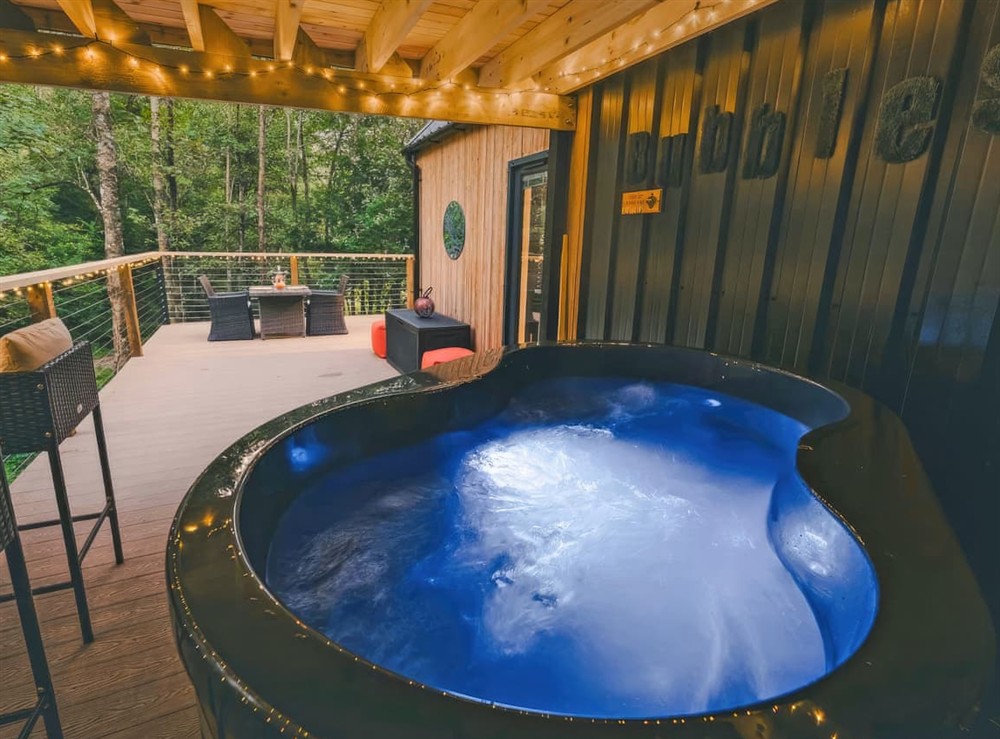 Hot tub at Ty Nant Treehouse in Usk, Gwent