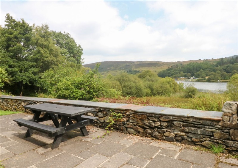 The setting around Ty Newydd at Ty Newydd, Llanrhychwyn near Llanrwst