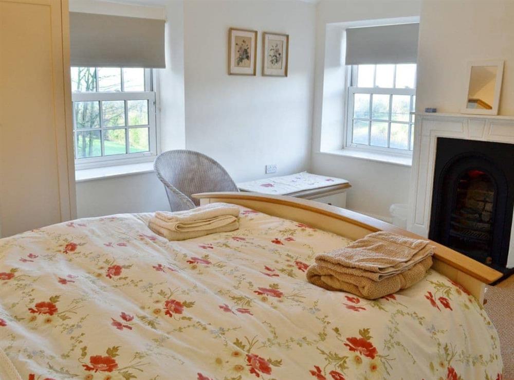 Double bedroom (photo 2) at Ty Newydd y Graig in Tremeirchion, near St. Asaph, Denbighshire