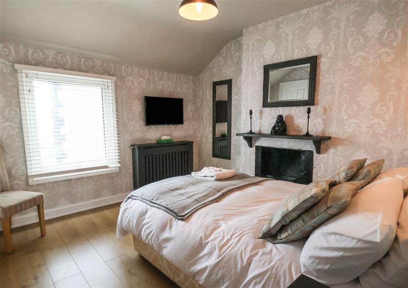 One of the 2 bedrooms at Ty Pen Y Bryn, Conwy