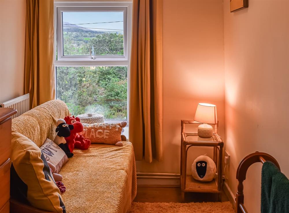 Sitting room at Ty Tarth in Talysarn, near Caernarfon, Gwynedd