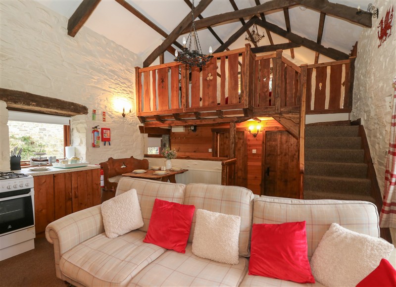 This is the setting of Ty Tarw at Ty Tarw, Llanybydder