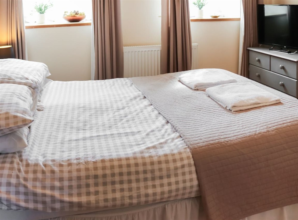 Double bedroom (photo 2) at Tyn Cae Cottage in Rhostrehwfa Nr Llangefni, Gwynedd