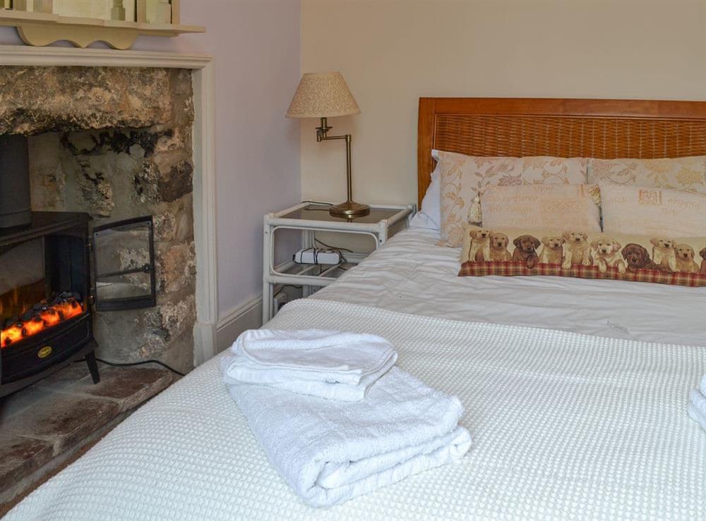 Double bedroom (photo 2) at Tyn Lon in Moelfre, near Bangor, Anglesey, Gwynedd
