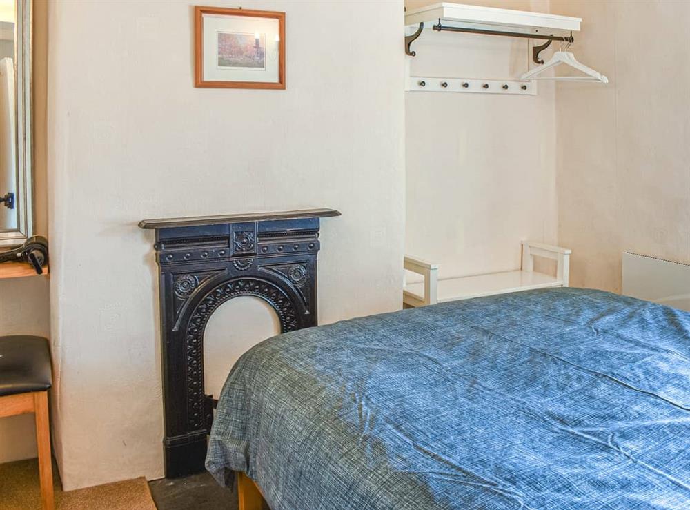 Double bedroom (photo 2) at Tyn Y Berth in Talsarnau, near Harlech, Gwynedd