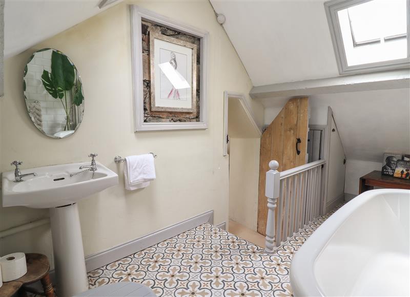 Bathroom at Tyn Y Coed Cottage, Barmouth