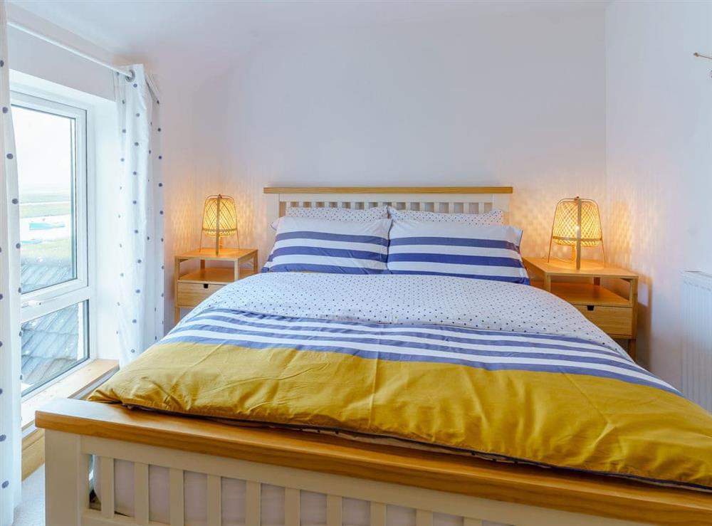 Double bedroom at Tyr LLyr in Penclawdd, Glamorgan, West Glamorgan