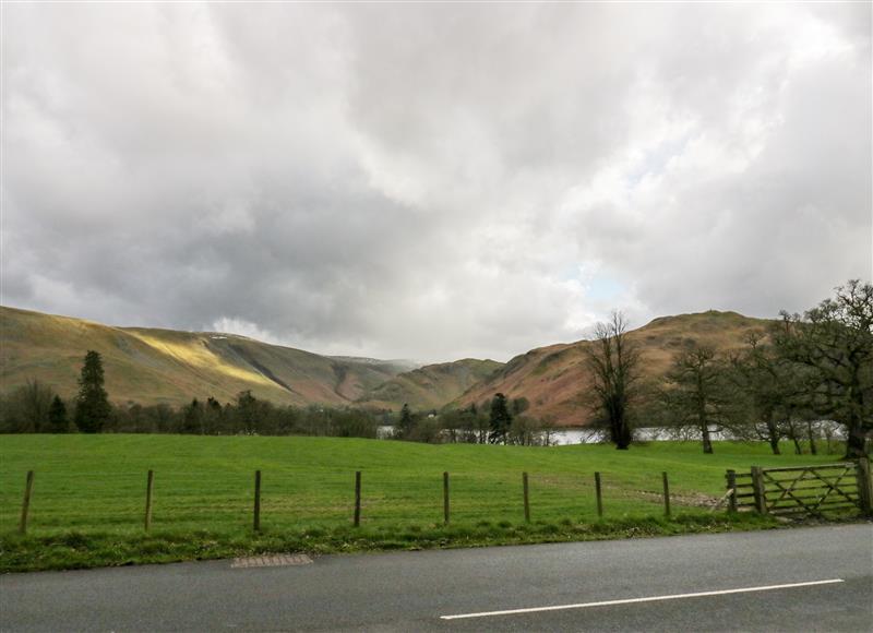 The area around Ullswater View Apartment