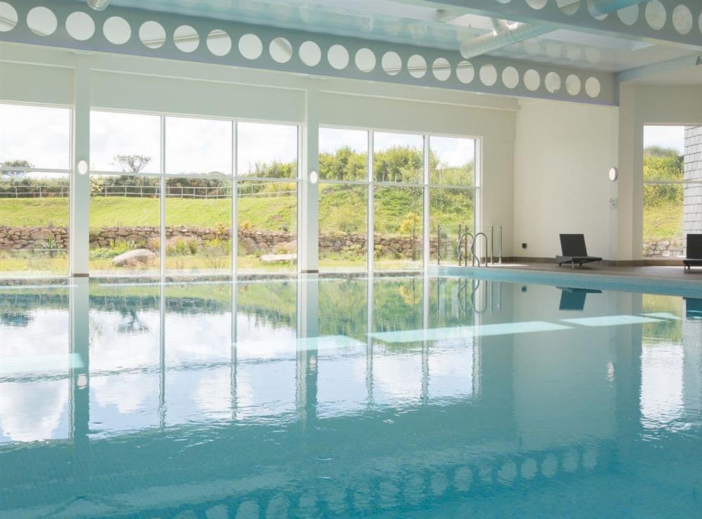 On-site amenities (photo 2) at Una Argentum 60 in Una St Ives, Cornwall
