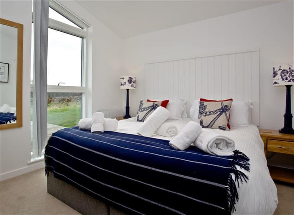 Double bedroom at Una Argentum 63 in St Ives, England