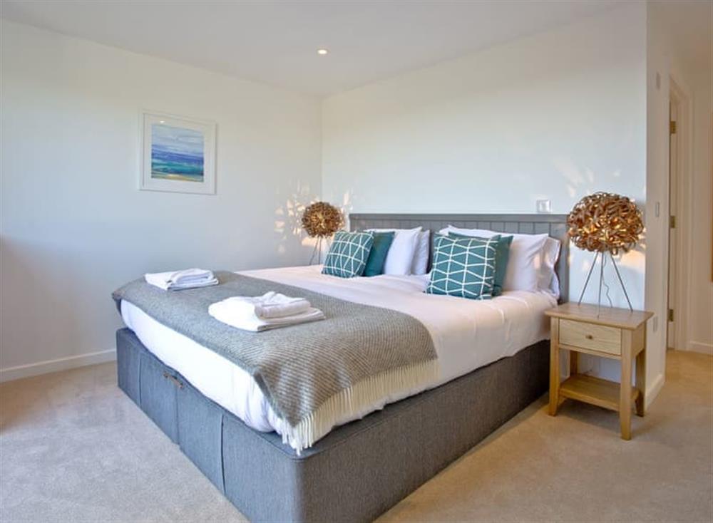 Double bedroom at Una Aurum 56 in St Ives, England