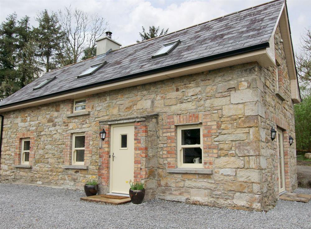 Uncle Michaels Cottage in Blacklion, Co Cavan, Co Fermanagh sleeps 7