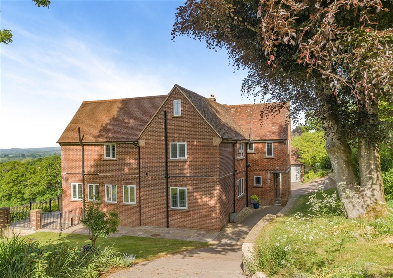 Enjoy the garden at Underhill House, East Knoyle near Hindon